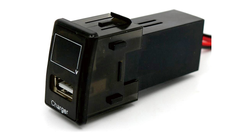 Car USB Charger & Adapter